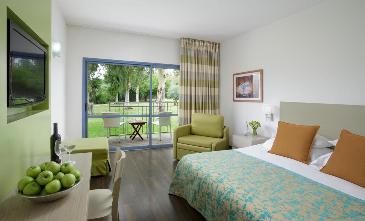 Nof Ginosar Kibbutz Hotel Dış mekan fotoğraf
